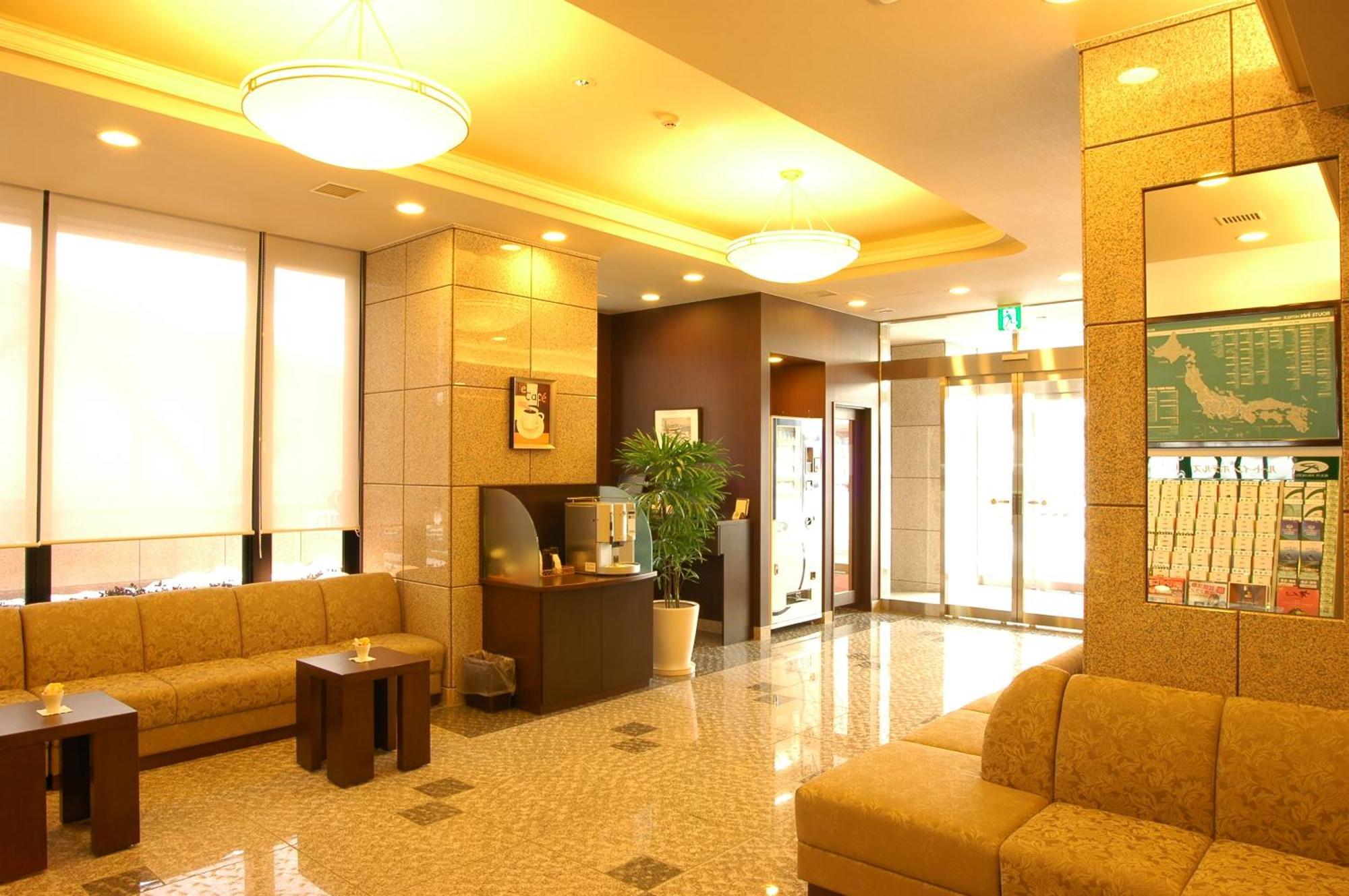 Hotel Route-Inn Hirosaki Ekimae Exterior photo